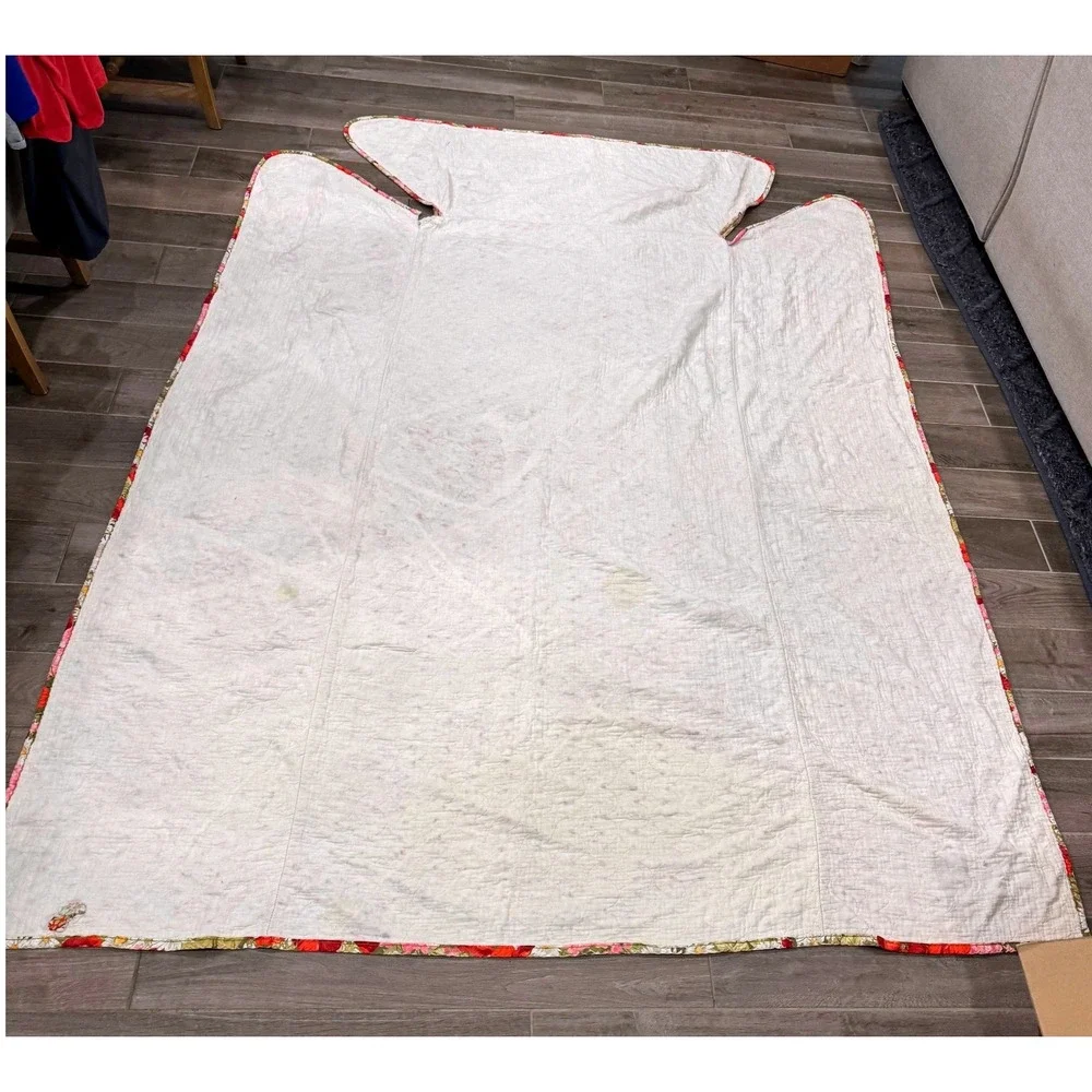 Handmade Quilted Bedspread Womens Red Floral Poppy Daisy Cottagecore Retro Twin